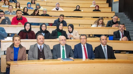 Selçuk Üniversitesinde “Kültür ve Edebiyatımızda Mevlana” anlatıldı